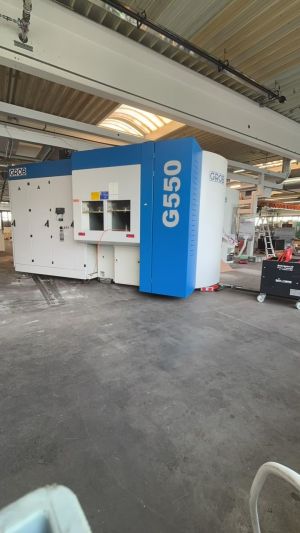 Advanced Industrial G550 CNC Machine in a Spacious Manufacturing Workshop