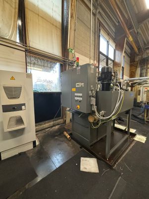 Industrial Hydraulic Equipment in a Manufacturing Workshop Setting