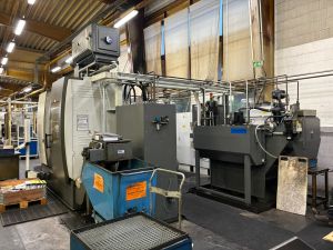 Metal İşleme Ekipmanlı Bir &Uuml;retim Tesisinde End&uuml;striyel Makineler