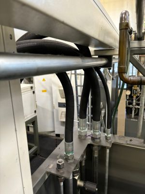 Hidrolik Sistem Bakımı i&ccedil;in End&uuml;striyel Boru ve Borulama Bağlantısı